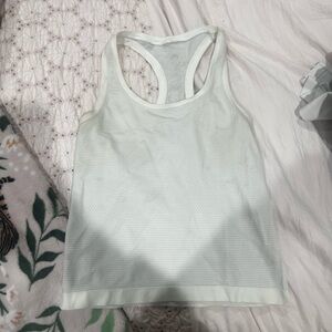 lululemon White Ribbed Racerback Tank Top Size 4 Workout Athletic Yoga